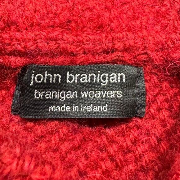 Beautiful Ireland Wool Hooded Shaw,John Branigan Weavers, Buckle Latch - Picture 7 of 14
